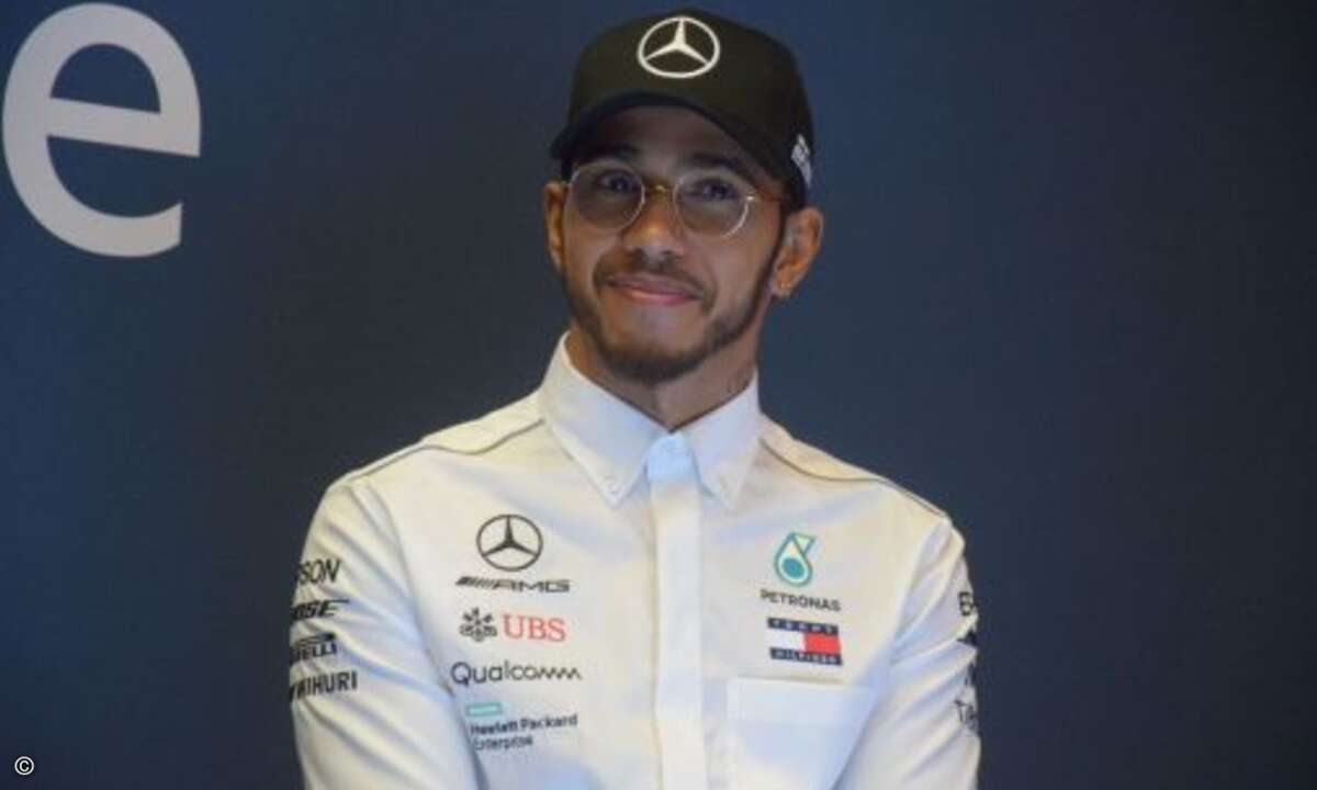 Stargast Lewis Hamilton vom Formel 1-Rennstall Mercedes AMG Petronas berichtete bei HPE, wie datengetriebene Boliden seinen Fahrstil entscheidend beeinflussen. Bauchgefühl war gestern, sagte der jüngste je gekürte Weltmeister des Formel 1-Rennsports.