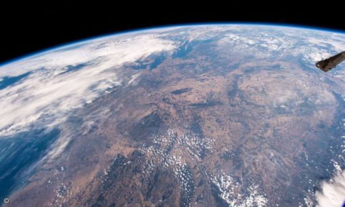 Gerst entsetzt der Anblick des unter dem Rekordsommer 2018 sich veränderten Europa und Deutschland. »Schockierender Anblick. Alles vertrocknet und braun, was eigentlich grün sein sollte.«
(Foto: Alexander Gerst)
