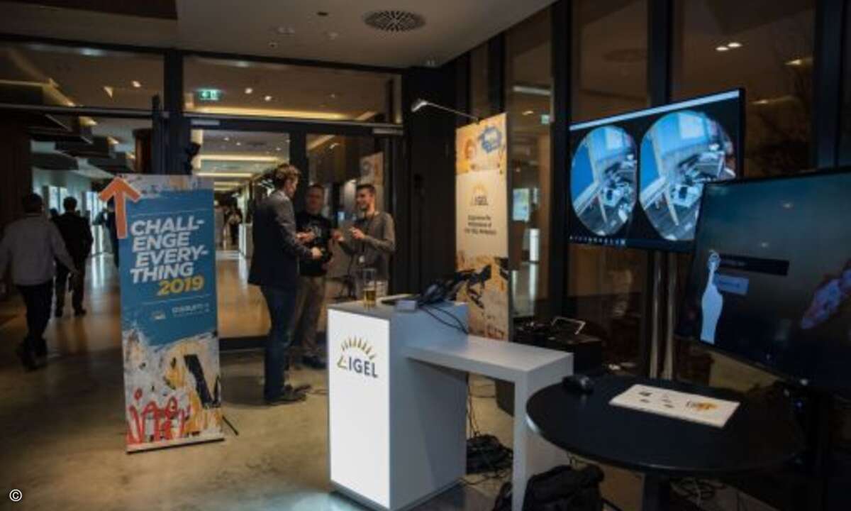 Im Ausstellungsbereich zeigten über 20 Technologie- und Vertriebspartner ihr Lösungsportfolio. (Bild: Igel)