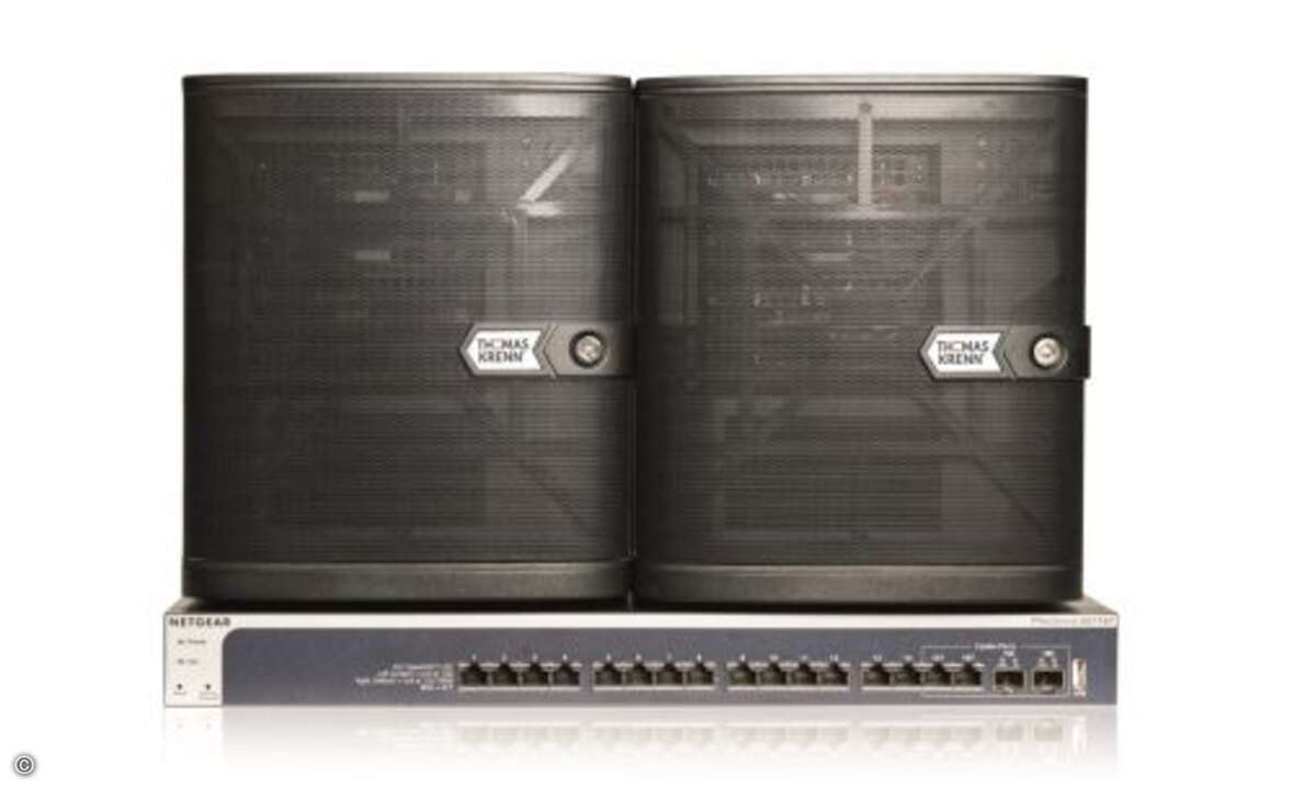 Das Komplettsystem besteht aus zwei Servern im Mini-ITX-Format und einem 10-GB-Switch. (Bild: Thomas-Krenn)