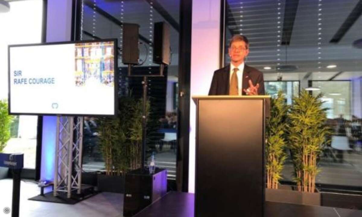 Rafe Courage, britischer Generalkonsul »Die Erfolgsgeschichte von Computacenter in Deutschland ist ein Beispiel, dass sich britische Unternehmen nachhaltig am deutschen Markt platzieren können.«