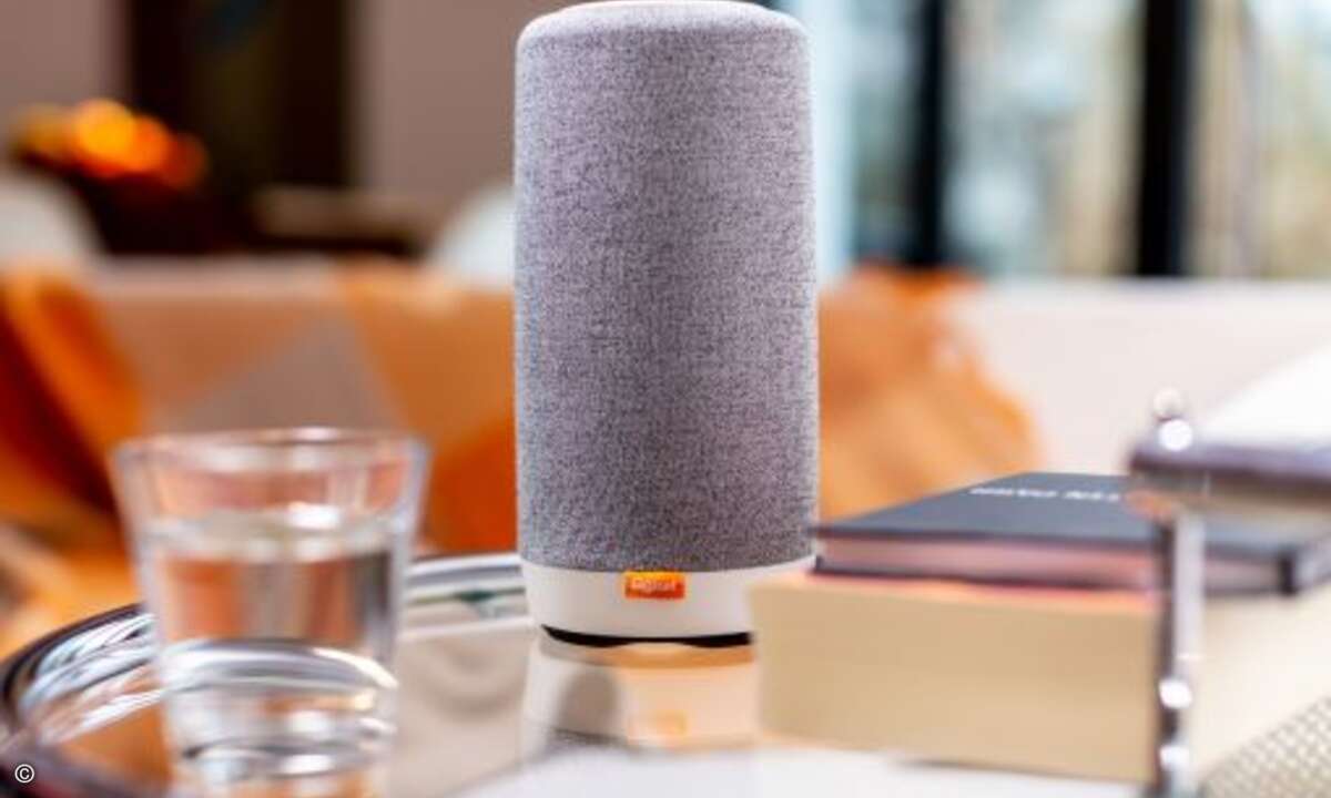 Mit dem »Gigaset Smart Speaker L800 HX« steigt Gigaset in den Markt für smarte Lautsprecher ein (Bild: Gigaset)
