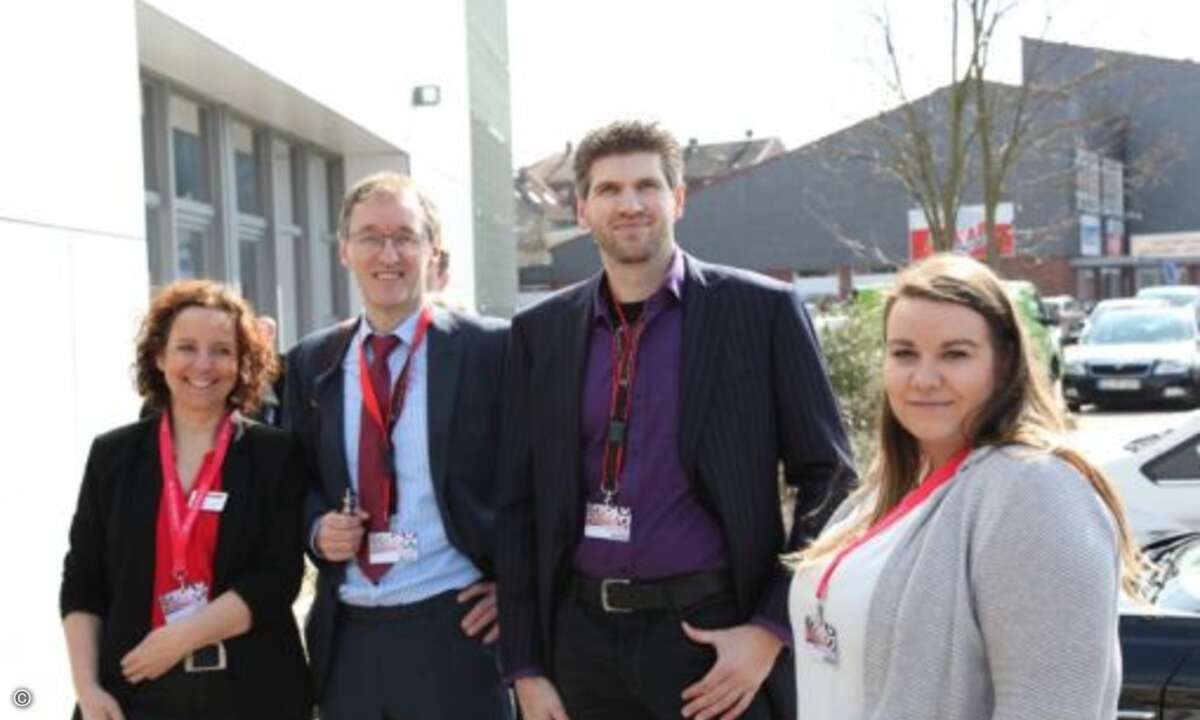 Freuen sich auf einen spannenden Tag: Ulrike Arndt (Securepoint), Jörg Hansen (HT-Support), Sascha Behnsen (Behnsen.IT) und Stella Leal de Gregorio (Securepoint) (Foto: Securepoint)