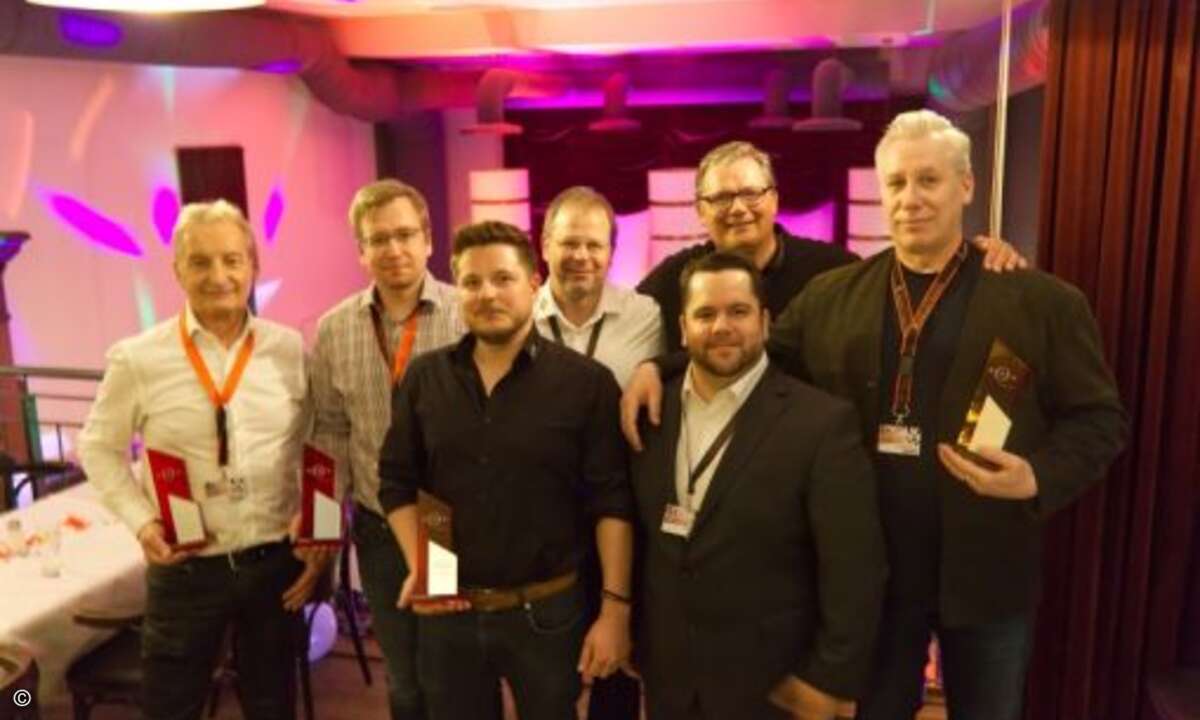Alle Preisträger und das Securepoint-Team auf einem Bild: Friedrich Böhm (Friedrich Böhm Consulting), André Wandschneider (Bessin Büro- und Datensysteme), Joachim Lang (CTL Computertechnik), Eric Kaiser, René Hofmann, Lutz Hausmann (alle Securepoint)