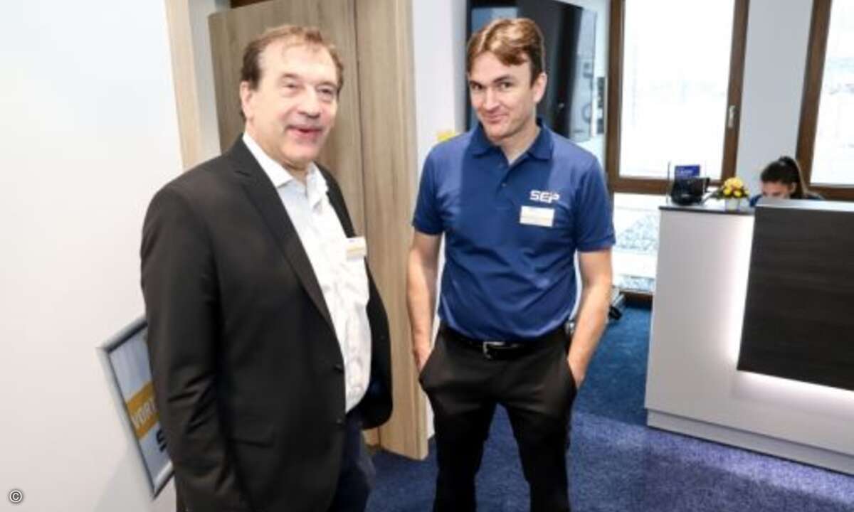 Ralf Rieger von SAP mit Sebastian Moosreiner von SEP (Foto: SEP)