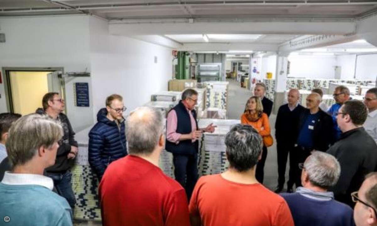 Interessante Führung durch die Papierfabrik (Foto: SEP)