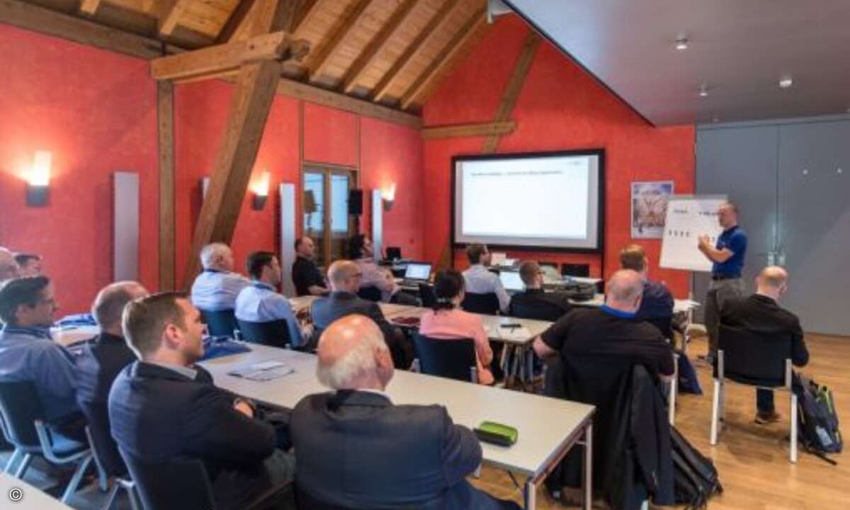 In verschiedenen Vorträgen ging es um Themen wie KI in der IT-Security (Foto: Klaus D. Wolf – Securelink)