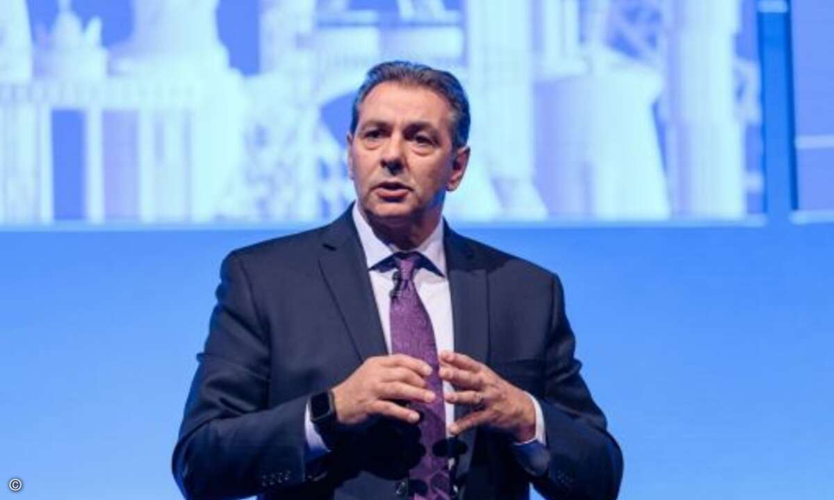 Muhi Majzoub (Executive VP of Engineering and Cloud Services bei Opentext) spricht über die neuesten Entwicklungen in den OpenText Software-Lösungen
