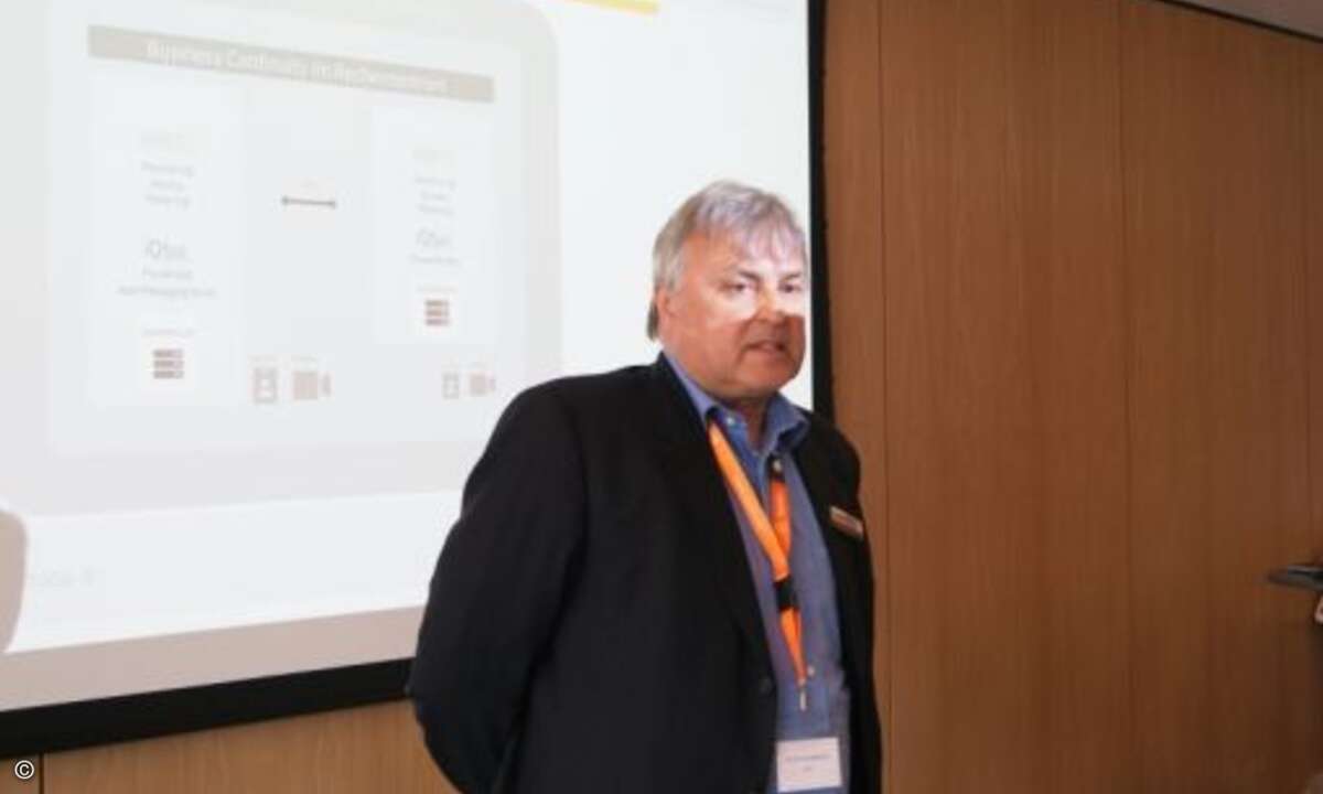 Peter Schneider von Sysob führt durch den Tag (Foto: CRN)