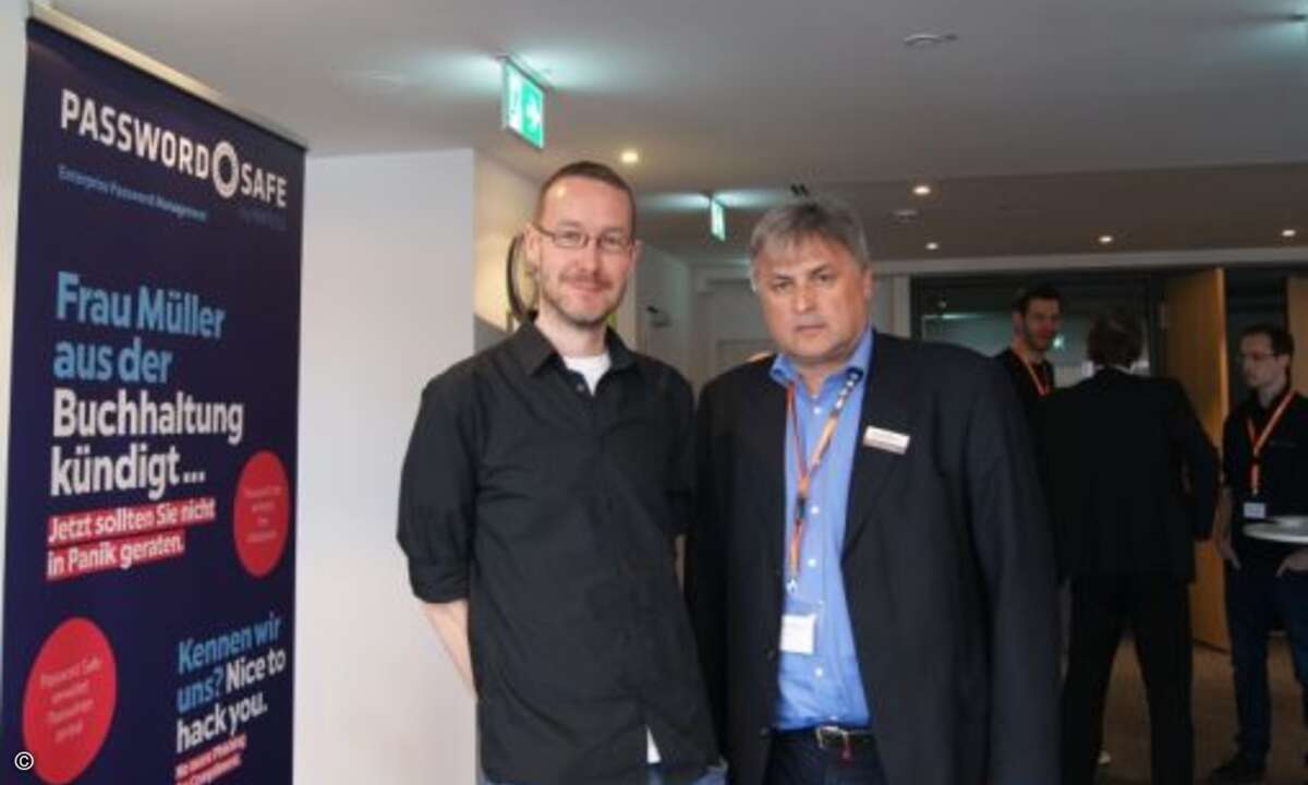 CRN-Redakteur Daniel Dubsky mit Peter Schneider von Sysob