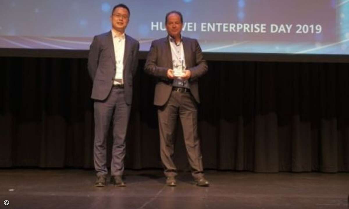 Pan Dacom Direkt erhielt den Award »Fast Reseller Growth 2018«, Foto: Huawei