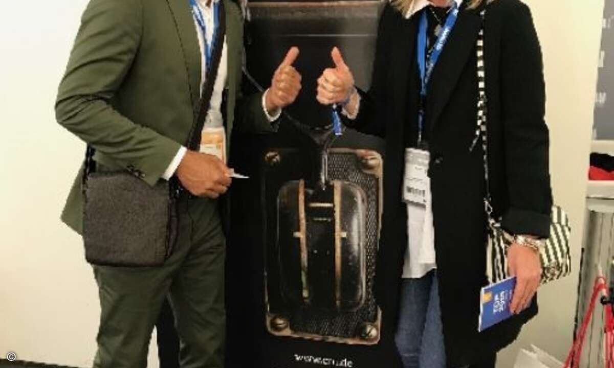 Andreas Bortoli (c-entron) und Sara Neugebauer (CRN)