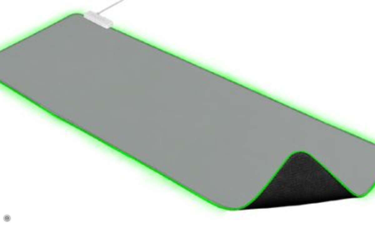 Dazu passend gibt es das Razer Goliathus Extended Chroma Mauspad aus der Mercury Collection 2019 (Foto: Razer)