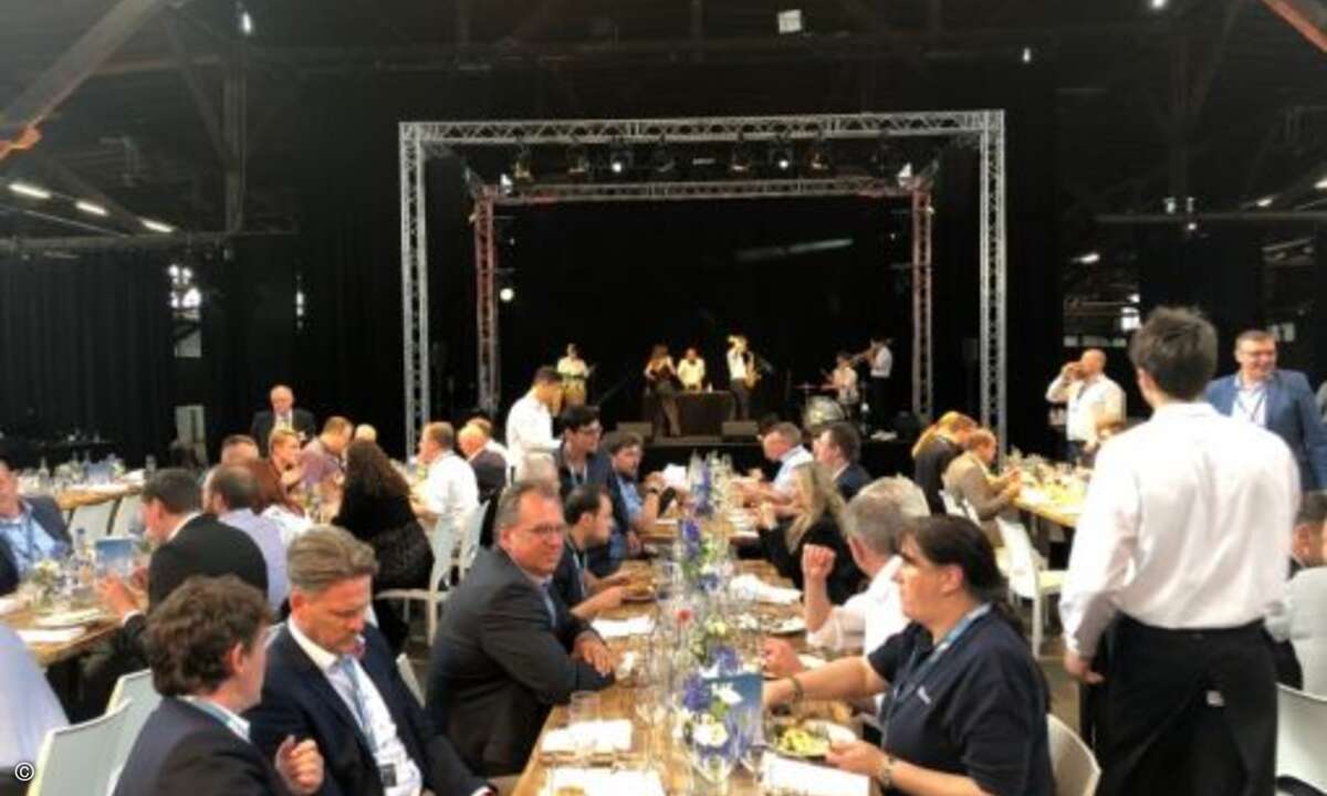 Entspannter Ausklang eines spannenden Tages ... (Foto: CRN)