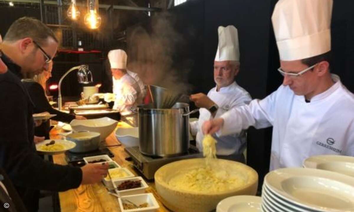 ... mit leckerem Essen ... (Foto: CRN)