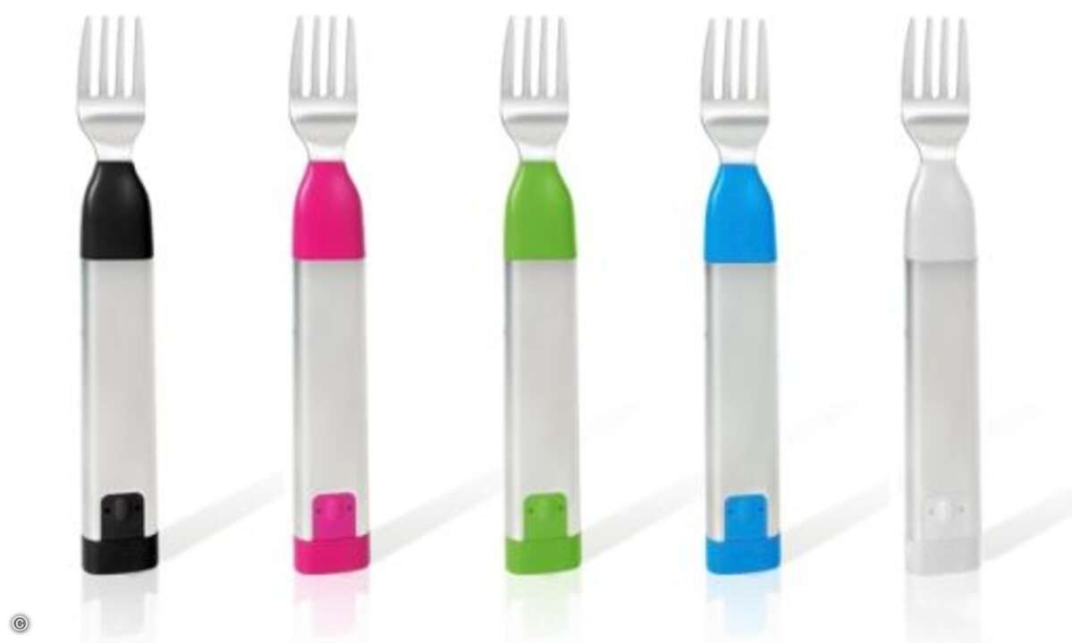 Auf einem Ei brütet es sich bekanntlich schlecht, auch über die neusten Begebenheiten aus dem Channel. Sehr zum Missfallen des Cholestrin-Trackers. Doch auch hier gibt es eine technische Lösung: die smarte Gabel warnt nicht nur vor zu schnellem und a