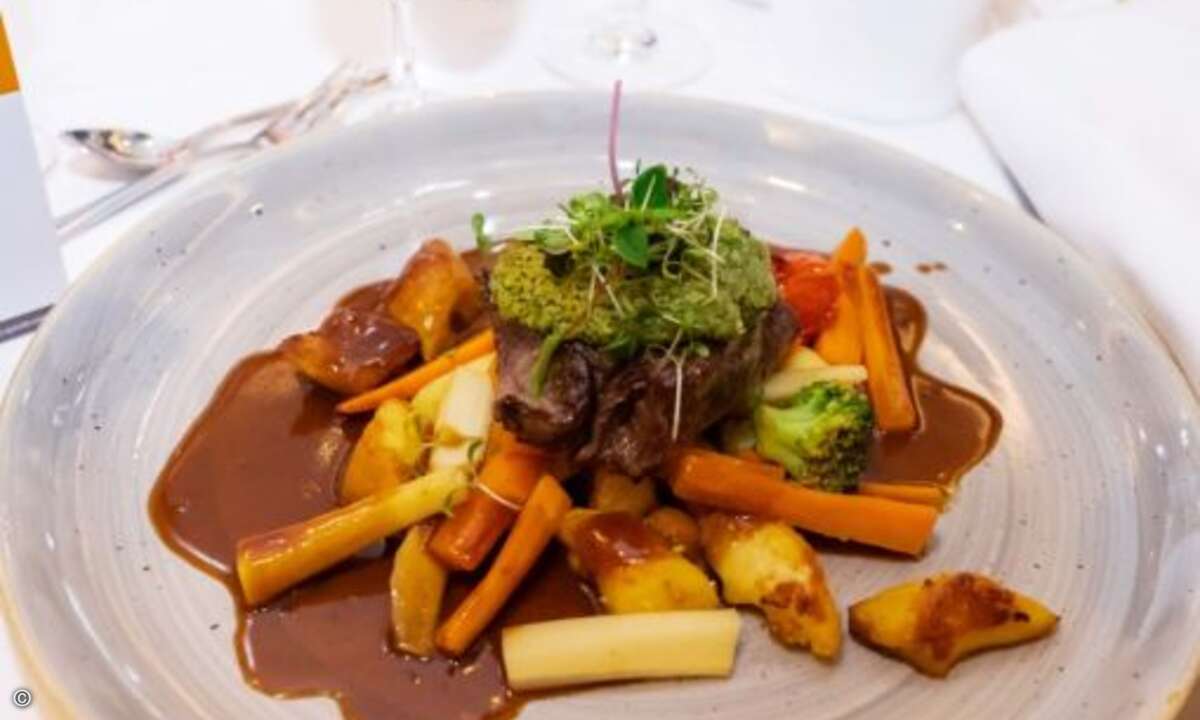 Mit einem leckeren Essen klingt das Sysob-Gipfeltreffen 2019 aus (Foto: Sysob)