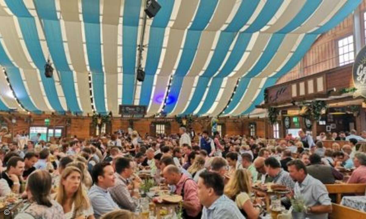 Jedes Jahr kommen mehrere hundert Partner nach Straubing - sowohl aus dem B2B- als auch aus dem B2C-Geschäft