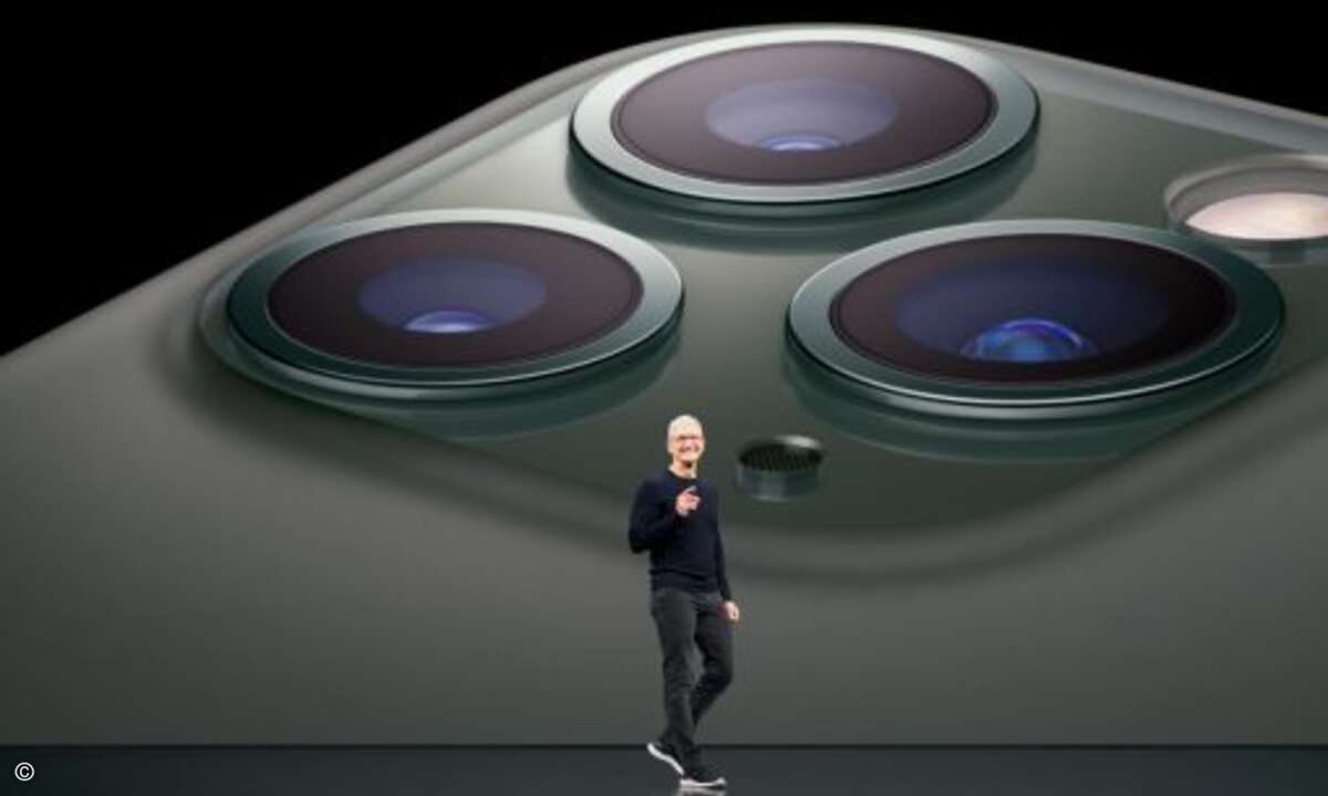 Apple-Chef Tim Cook bei der Präsentation der neuen iPhone-Modelle (Bild: Apple)
