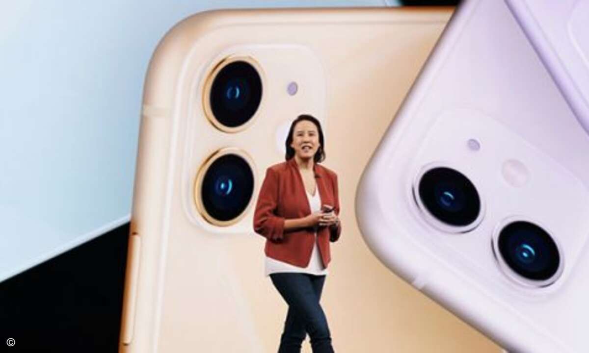 Kaiann Drance von Apple stellt das Zwei-Kamera-System des iPhone 11 vor (Bild: Apple)