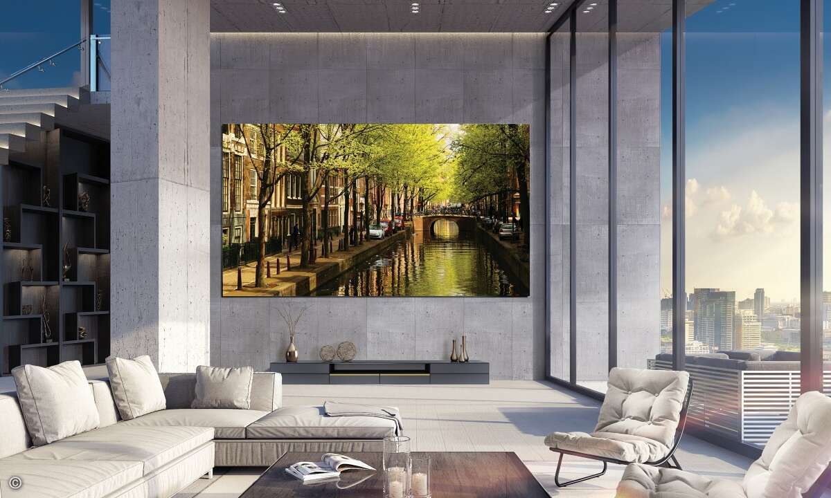 Samsungs neues »The Wall Luxury« ist beeindruckend groß und trotzdem flexibel: Das MicroLED-Display kann aufgrund der modularen Zusammensetzung auf verschiedene Größen skaliert werden: 146 Zoll in 4K-, 219 Zoll in 6K- und 292 Zoll in 8K-Auflösung. (B