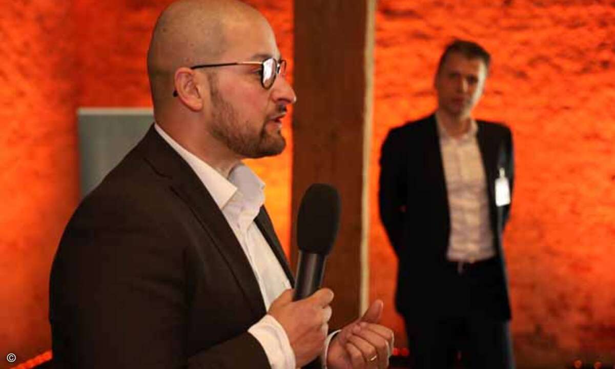 Zur Eröffnung konnten sich die Sponsoren der Konferenz 60 Sekunden lang dem Publikum vorstellen: Den Anfang machte Francesco Dibartolo von Solarwinds MSP