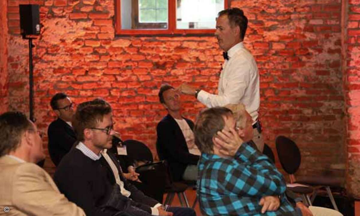 Das war nicht Frontalvortrag, Andreas Bortoli bezog wieder das Publikum mit ein und sorgte für Aha-Erlebnisse und ein grandioses Konferenz-Finale.