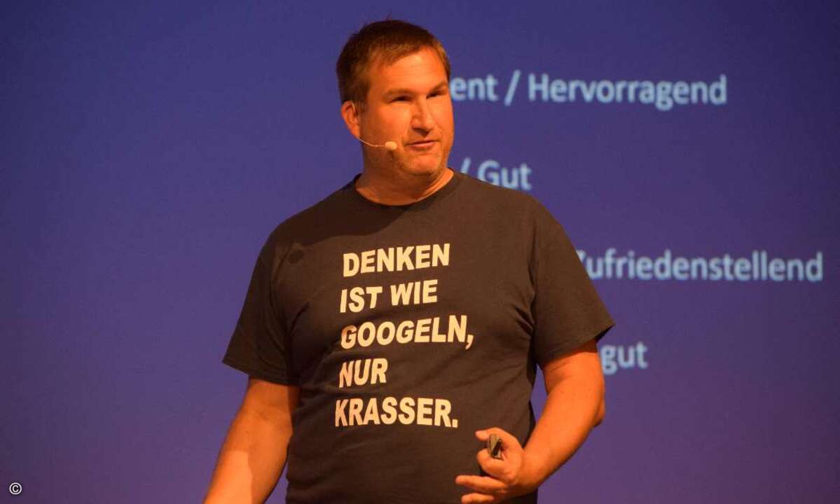 Chief Evangelist von Easy Software und leidenschaftlicher Tesla-Fahrer Michael Reiserer gab wertvolle Impulse zur Digitalisierung.
(Bild: CRN)