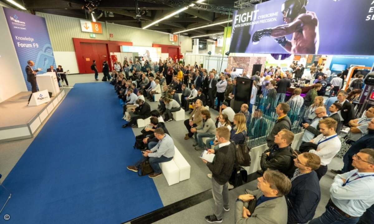 Auch die offenen Foren sind gut besucht (Foto: NürnbergMesse - Thomas Geiger)