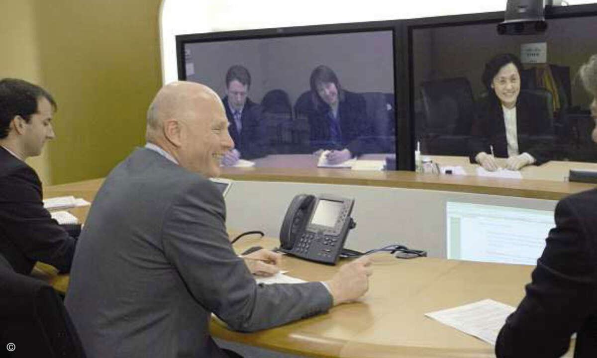 Telepresence-Lösungen schaffen ein nahezu natürliches Raumgefühl. Sie sind die Königsklasse der Videokommunikation.
