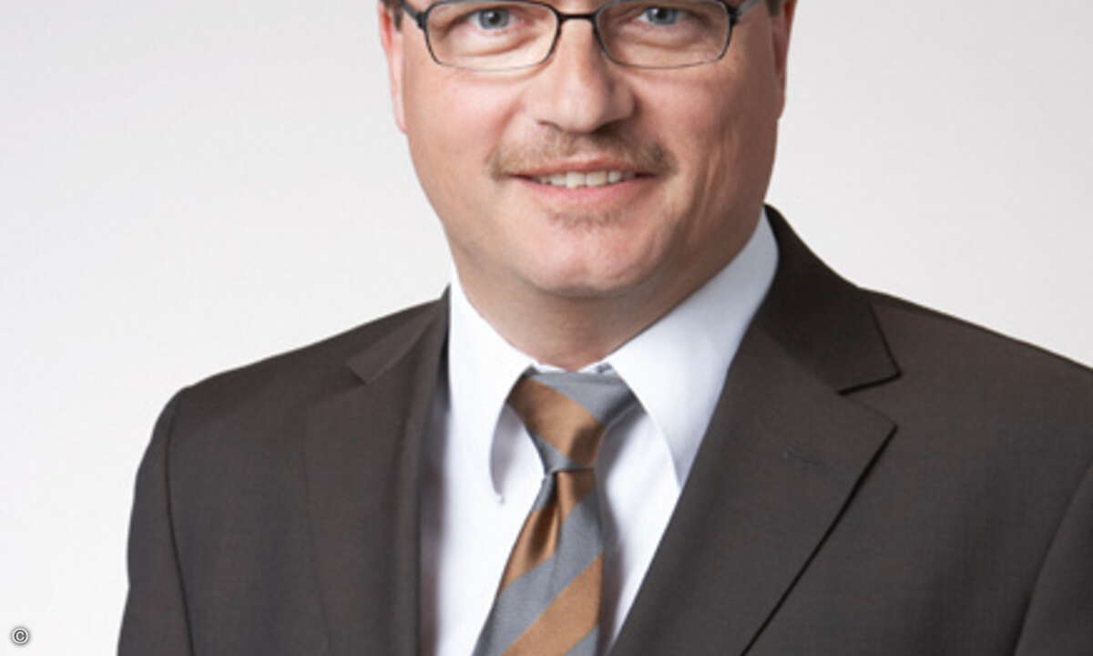 Michael Jores, Director Linux & Data Center Sales bei Novell.