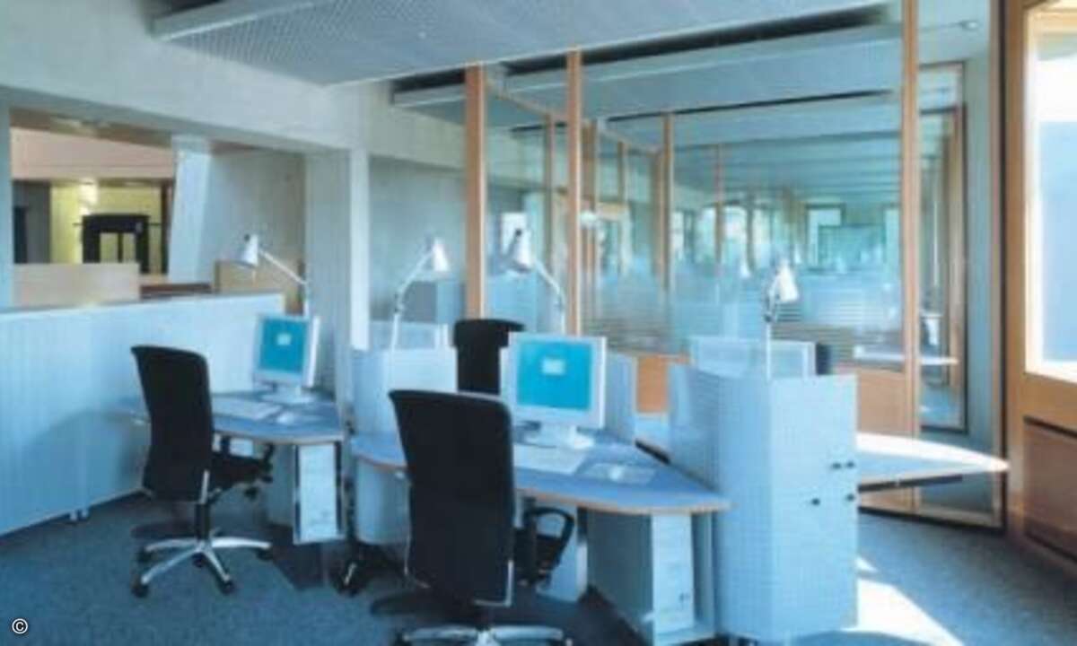 Gruppenarbeitsplätze im Bürokonzept 2010 bei B. Braun