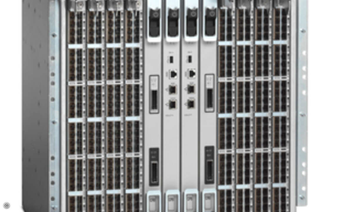Der DCX-Switch von Brocade soll das Rechenzentrum der Zukunft mit Konnektivität versorgen (Bild: Brocade)