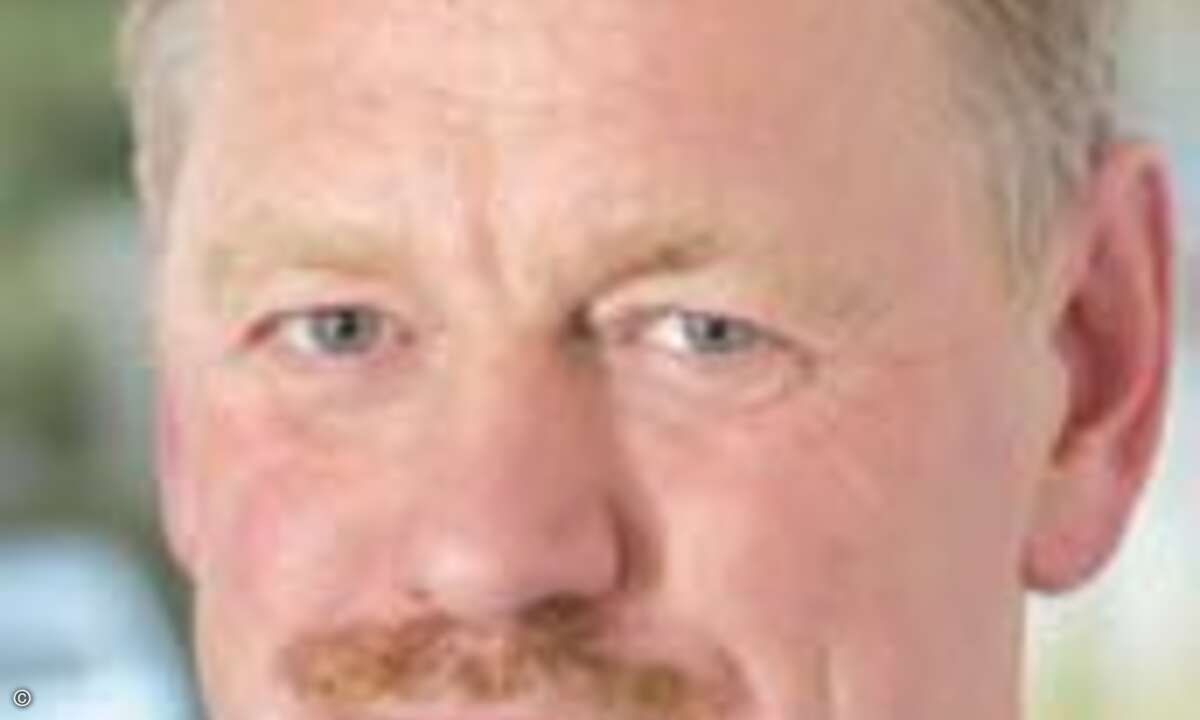 »Neben dem Sicherheitsaspekt galt es vor allem ein System zu finden, das beliebig hohe Nutzerzahlen erlaubt und für den Anwender auf Anhieb zu verstehen ist.« Rainer Neumann, Vorstandsvorsitzender der Schufa Holding AG Foto: Schufa Holding AG