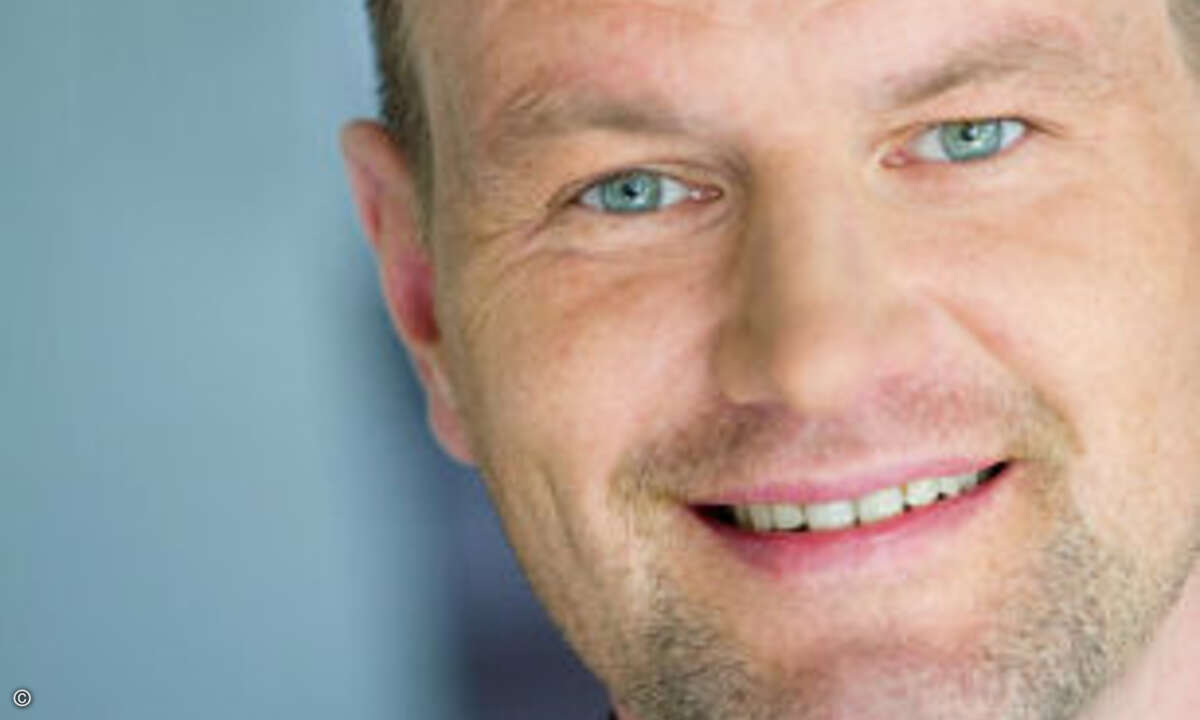 Geschäftsrisiko trägt der Kunde, Entwicklungsrisiko der Dienstleister. Dr. Rüdiger Striemer referiert bei