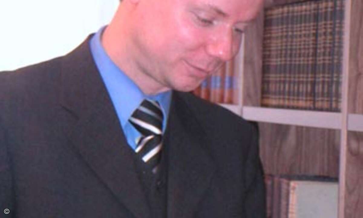 Fair-E-Com-Gründer Friedrich Schäfer ärgert sich über die dreisten Abmahnvereine