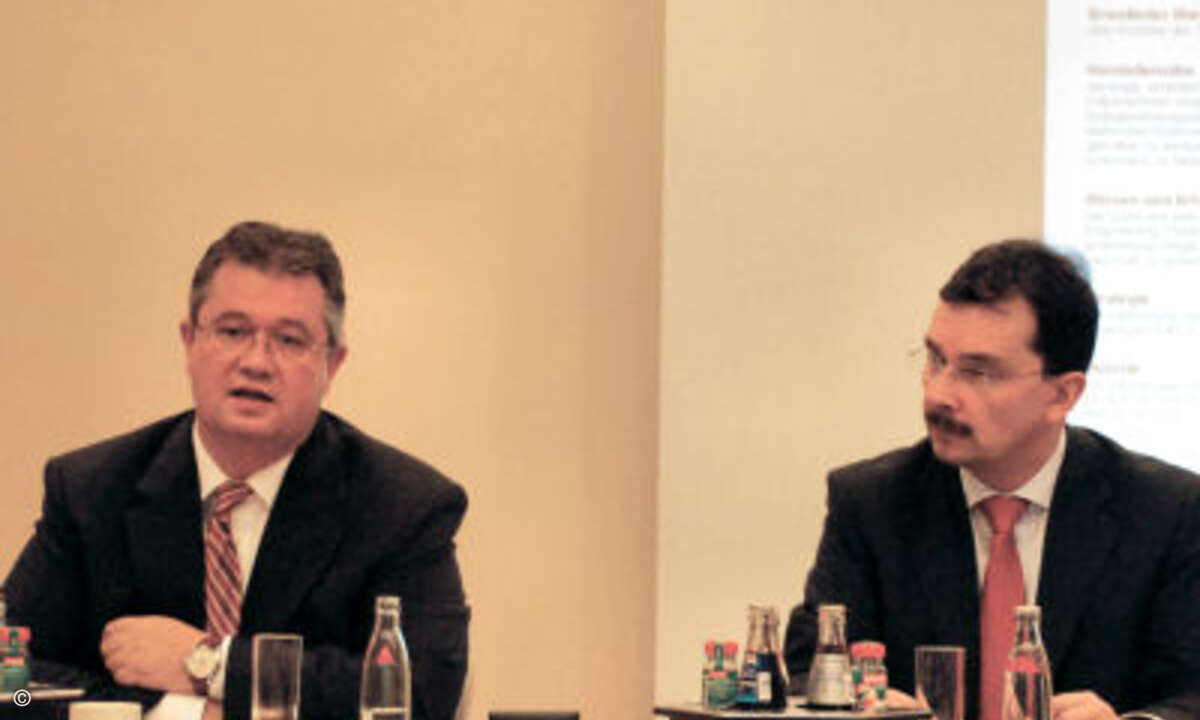 Auch die Ablösung von Hans-Jürgen Bahde (rechts) durch Detlef Linde, den starken Mann an der Spitze von TDMi, brachte nicht die Wende.