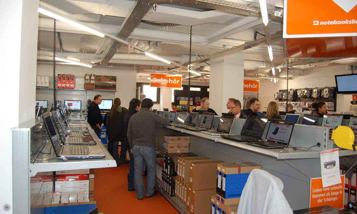 Der erste Notebooksbilliger.de-Store eröffnete am 3. März in München