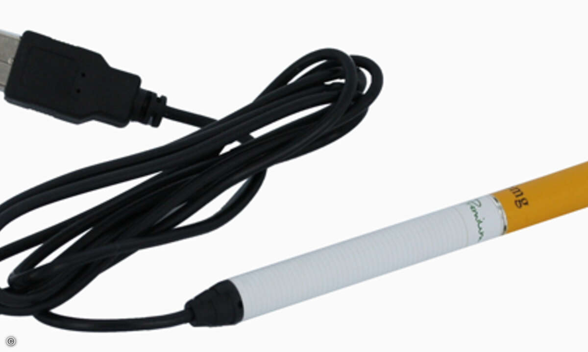 Zum Online-Rauchfrei-Seminar empfiehlt sich dem geneigten Tabakkonsumenten eine USB-Zigarette.