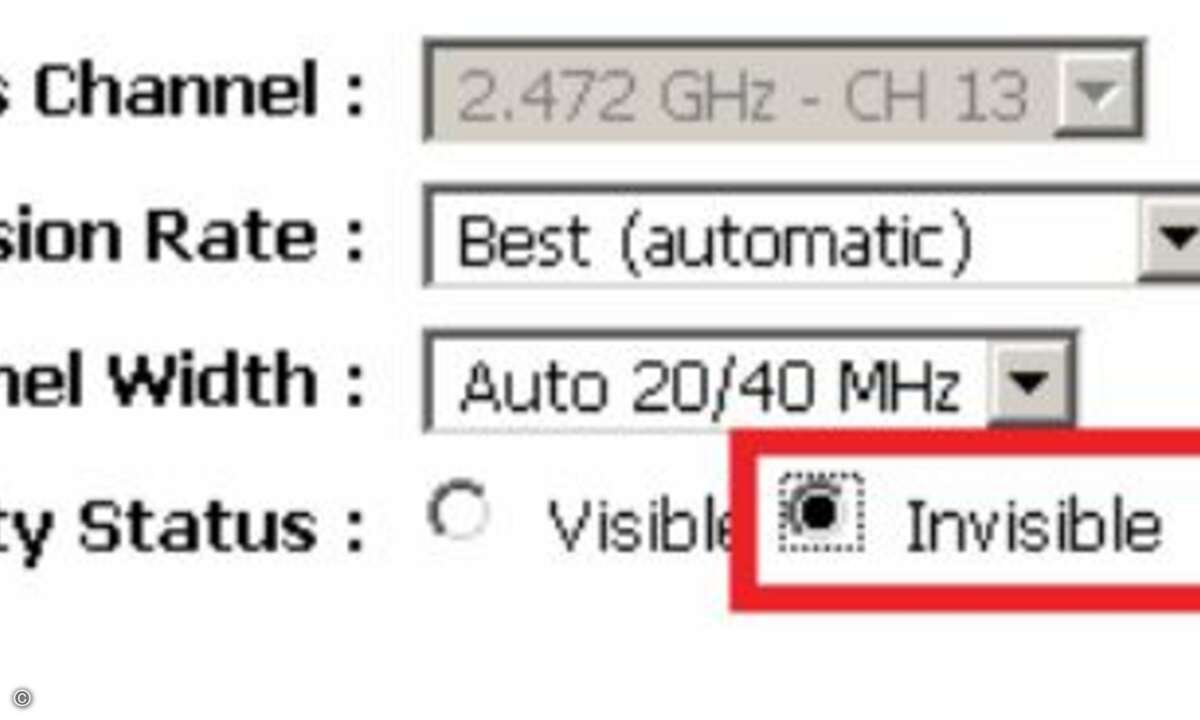 Im WLAN-Router lässt sich einstellen, ob die SSID übertragen wird.