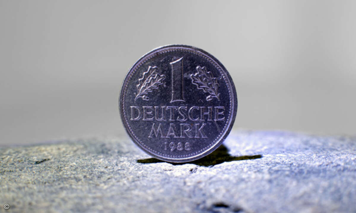 Bald wieder einer von uns? Die D-Mark ist für viele Deutsche weiterhin das Symbol für wirtschaftliche Stärke. (Bild: Gio, Fotolia.de)