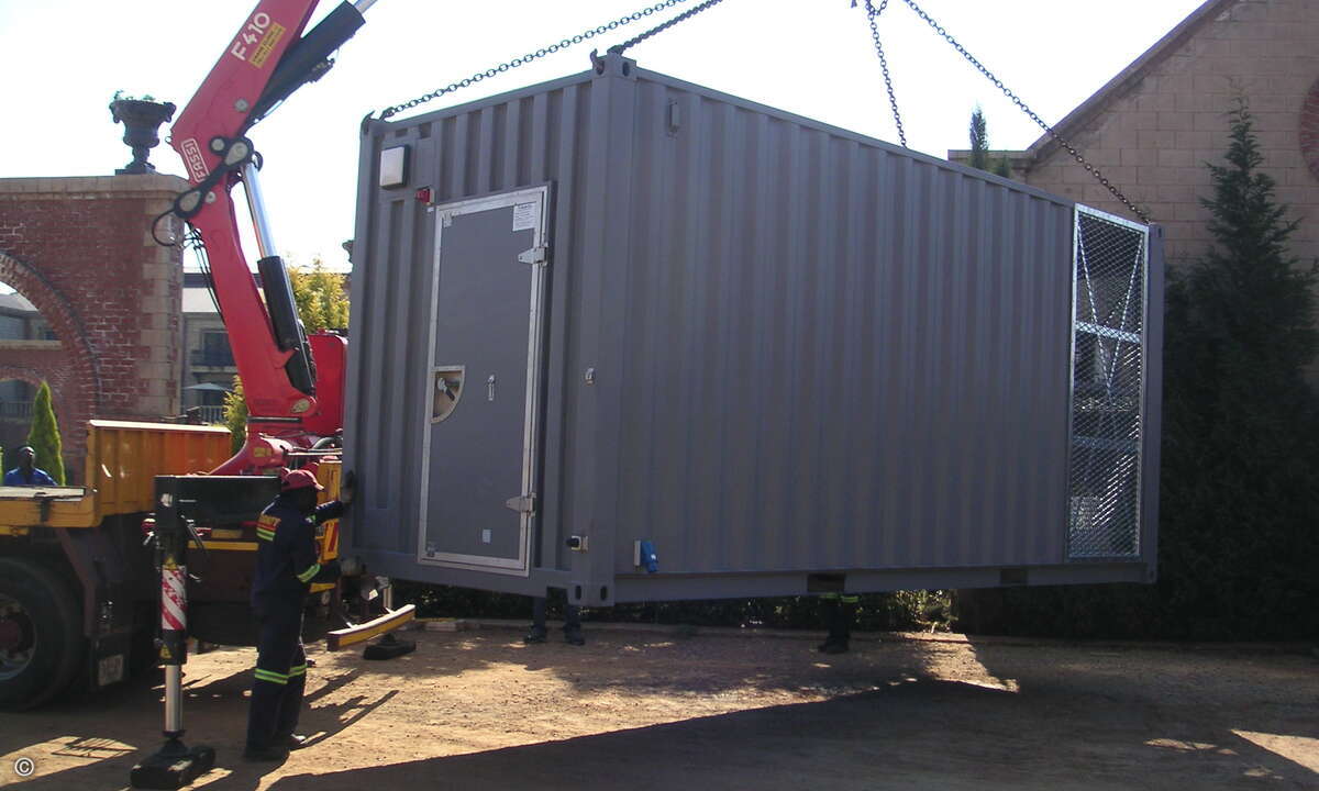 Das System ist ein einem Container untergebracht und kann daher überall auf der Welt eingesetzt werden.