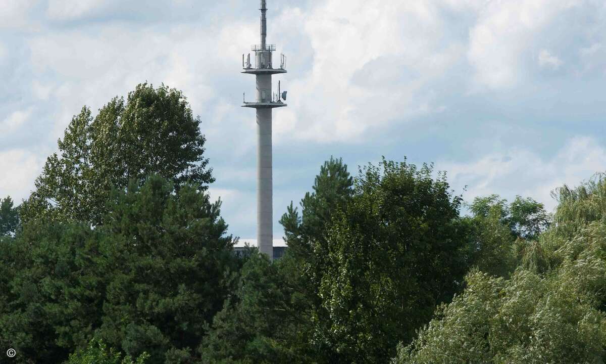 LTE-Antennenmast: Ausbau zuerst in kleinen Orten, dann in zunehmend größeren Städten (Foto: Deutsche Telekom)