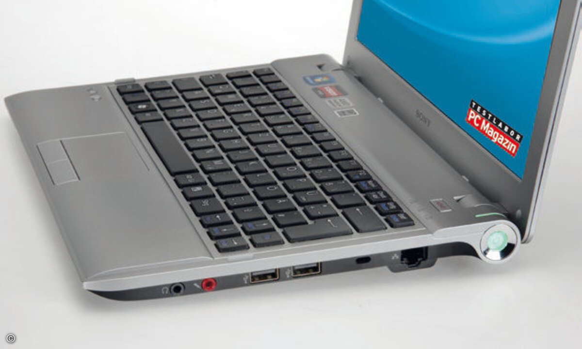 © PC Magazin Das Chiclet-Keyboard im silbernen Kunststoffgehäuse ist angenehm groß.