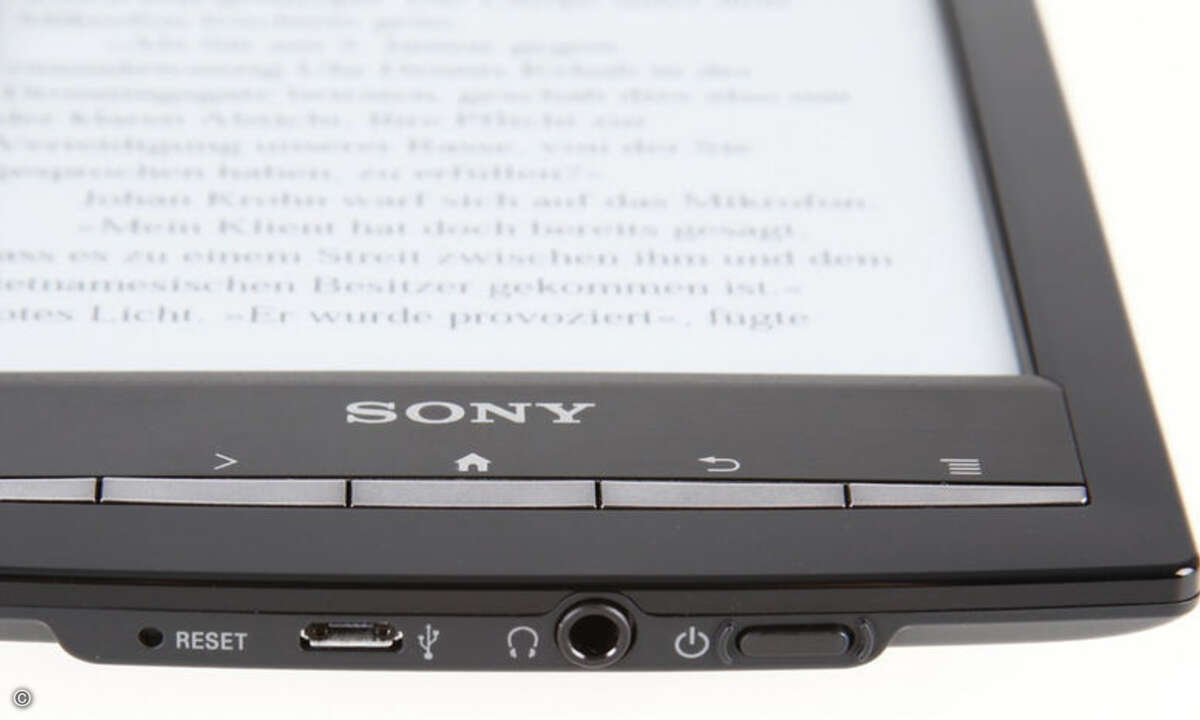 Bei Sonys Reader blättert der Leser über den Touchscreen oder die Tasten. Neben Büchern kann er auch MP3-Songs genießen.