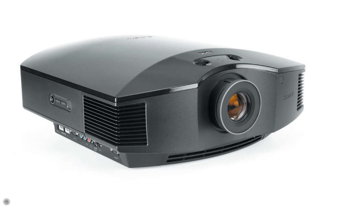 Ohne Leuchtkraft bleibt die Leinwand weiß. (Bild: Sony)