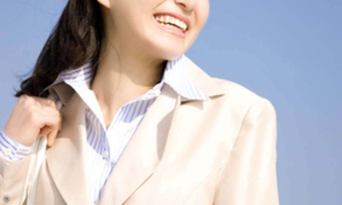 Ein freundliches Lächeln kommt in Japan auch in Geschäftsverhandlungen gut an (Foto: Paylessimages - Fotolia.com).