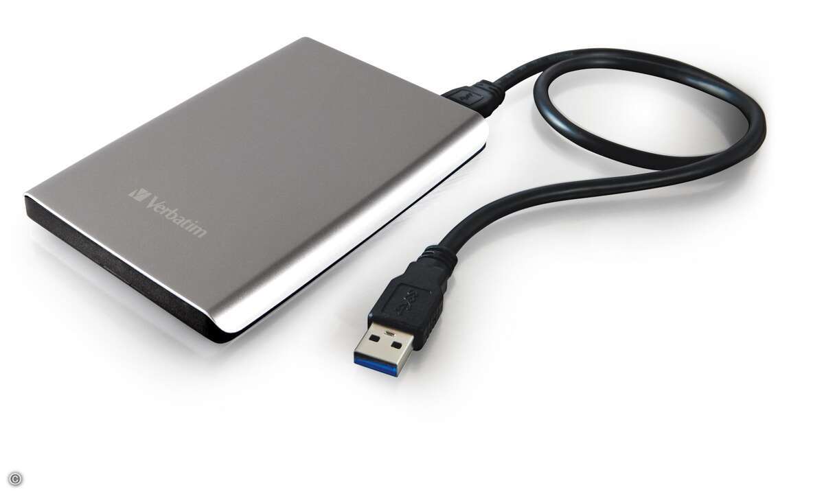 Zum Lieferumfang der neuen Verbatim-Festplatte gehört ein USB 3.0 Kabel