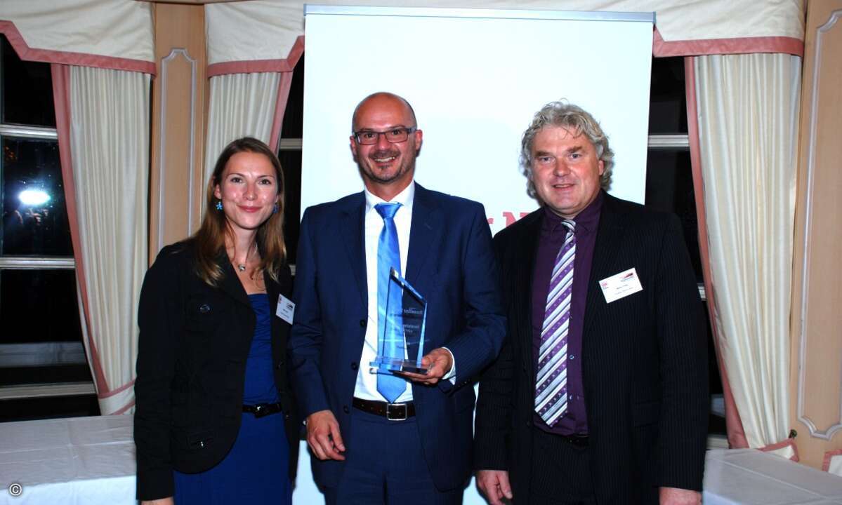 Ulrike Garlet (CRN), Bernd Stopper von Microsoft und CRN-Chefredakteur Martin Fryba