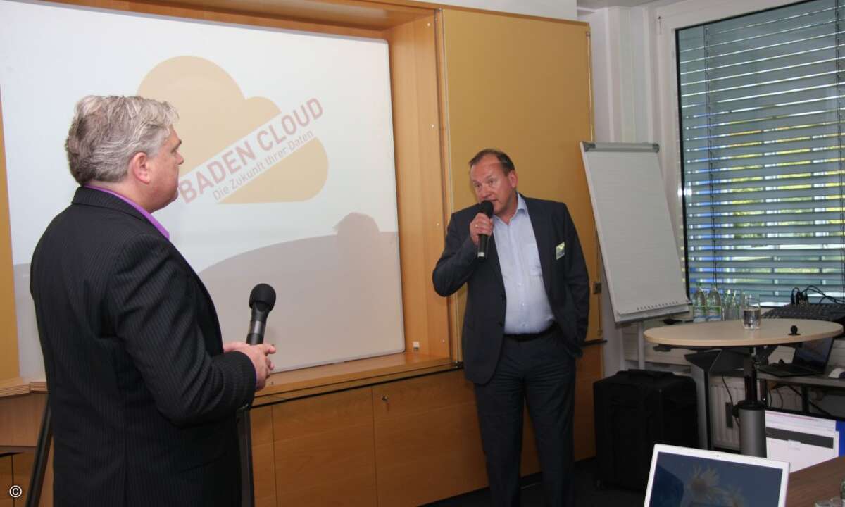 CRN-Chefredakteur Martin Fryba (links) im Gespräch mit Leitwerk-Geschäftsführer Martin Foshag (Bild: CRN)